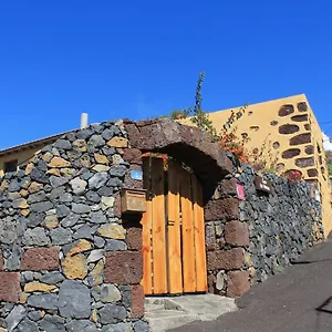 https://casa-los-abuelos.in-canary-islands.com