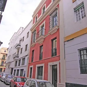 https://apartamentos-living-sevilla-centro-maestranza.es-andalucia.com